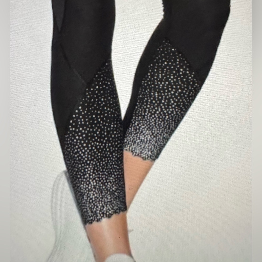 Lululemon Women’s Speed Up Leggings, Size 4 - Picture 1 of 6